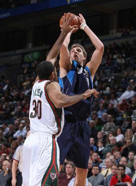 使得他们的 使得他们的