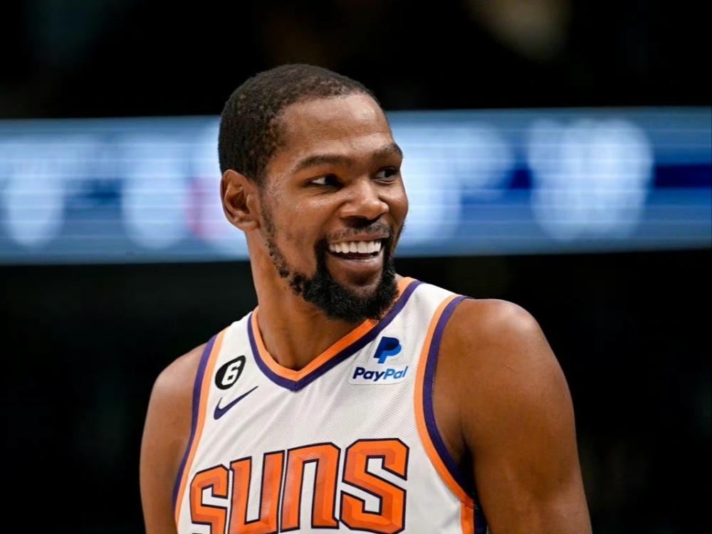 阿玛德屡次 阿玛德屡次